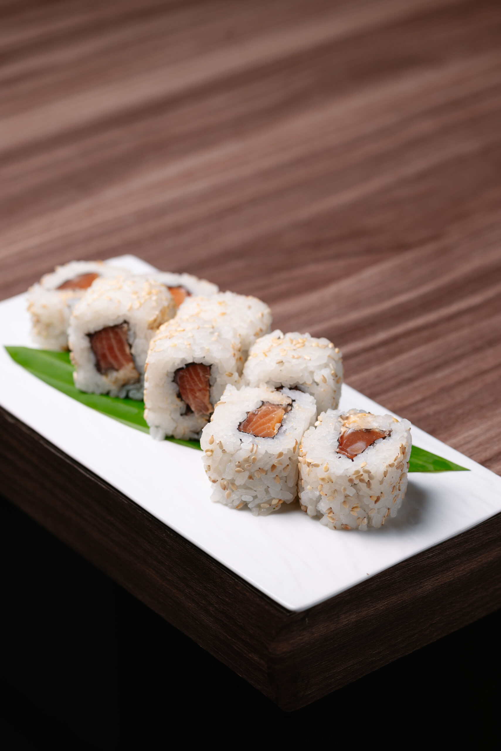 Spicy salmon roll